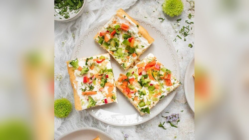 Pampered Chef Veggie Pizza Recipe With Hidden Valley Ranch