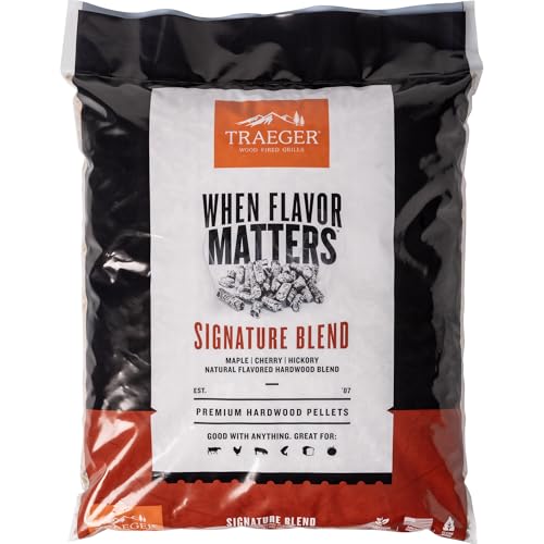 Traeger Grills Signature Blend 100% All-Natural Wood...